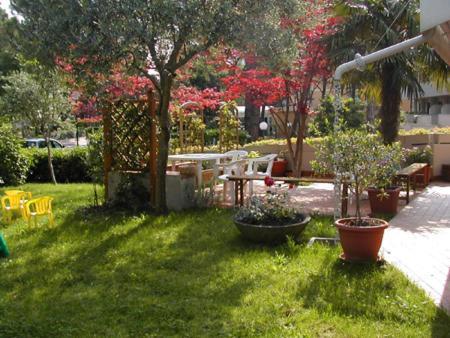 Hotel Rosapineta - Adults Only Lignano Sabbiadoro Exterior foto